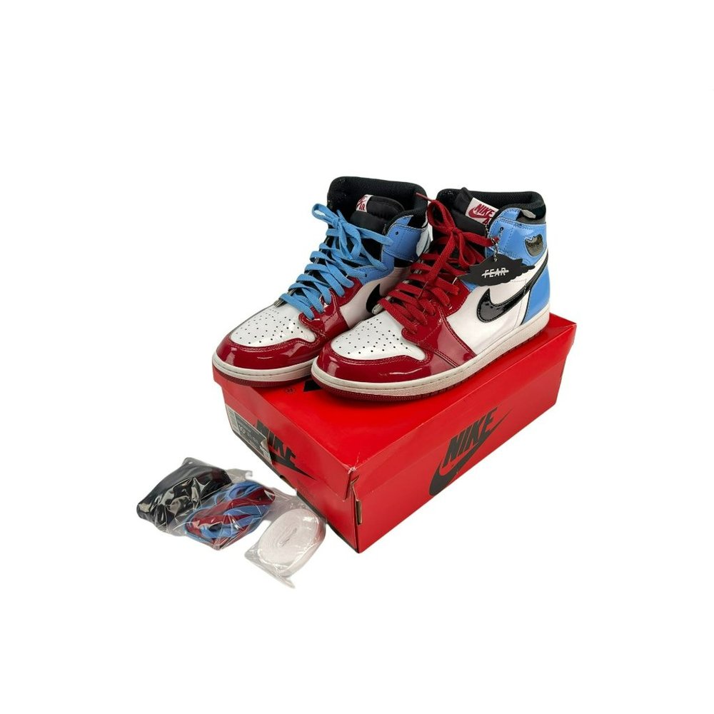 Nike Air Jordan Retro 1 High OG Fearless w/ original box and laces 10.5